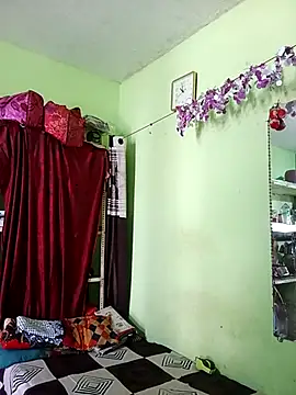 Snapshot of Mona_darling21 chatting on 11-07-25, 05:18 Mona darling21 online show from 11-07-25, 05:18