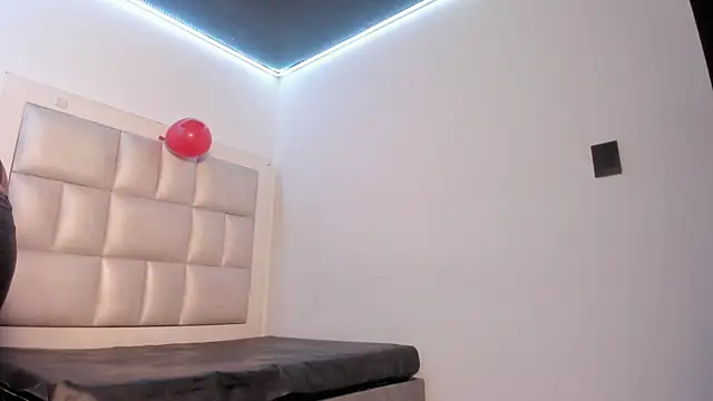peyton  wat online show from 07-09-26, 11:58