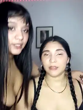 TwoForyouX online show from 10-01-25, 04:07