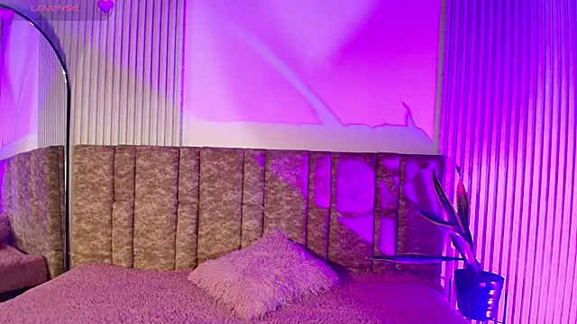 Missdionne curly online show from 03-07-26, 11:18