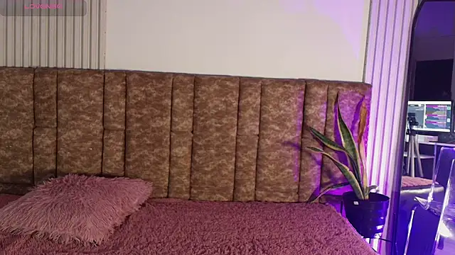 Missdionne curly online show from 03-21-26, 11:15