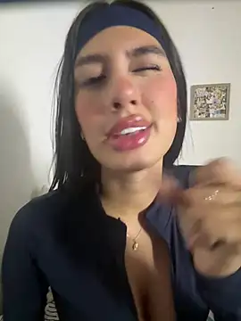 Julieta Duque online show from 06-16-26, 03:31