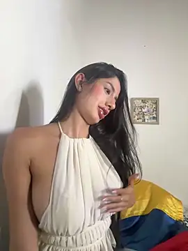 Julieta Duque online show from 06-19-26, 03:55