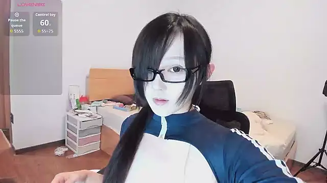 Snapshot of xiaomaoxue chatting on 10-04-25, 01:31 xiaomaoxue online show from 10-04-25, 01:31