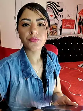 ValeNiitaLuv online show from 04-17-26, 09:12