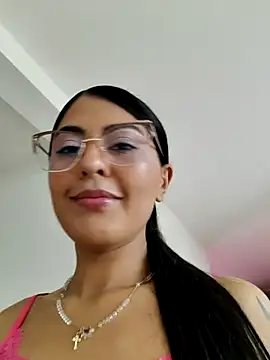 ValeNiitaLuv online show from 04-24-26, 05:59