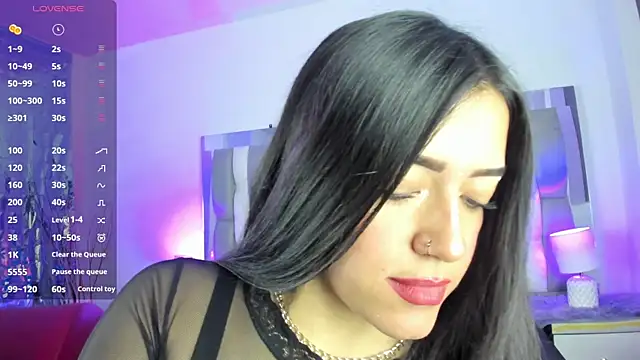 IsaDiiaz online show from 10-05-25, 04:33