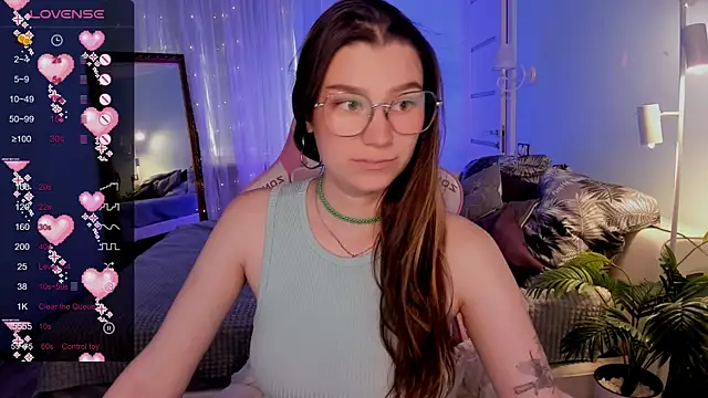 LinaBlossom  online show from 07-05-26, 03:13