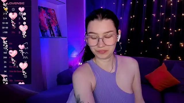 LinaBlossom  online show from 07-06-26, 08:55