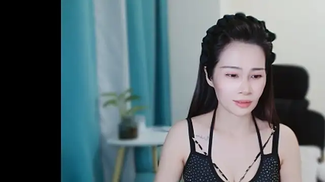 Snapshot of cfxc0317 chatting on 12-02-25, 12:21 cfxc0317 online show from 12-02-25, 12:21