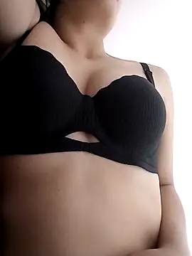 Norah-h online show from 04-16-26, 02:40