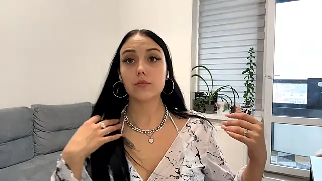 KelsiKier online show from 10-04-25, 08:23
