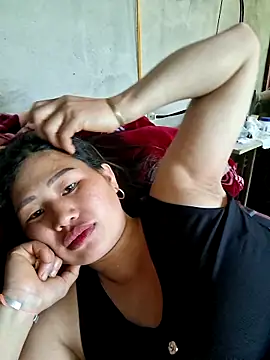 Snapshot of diamond-- chatting on 05-12-26, 05:59 diamond-- online show from 05-12-26, 05:59