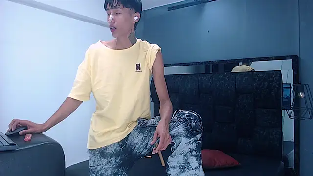 Daniel delux  online show from 09-21-25, 11:12