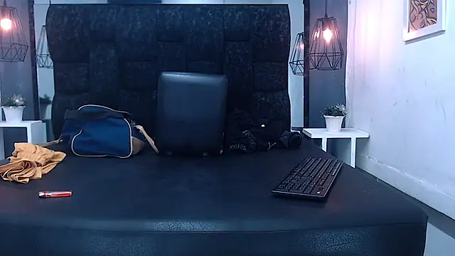 Daniel delux  online show from 10-01-25, 11:38