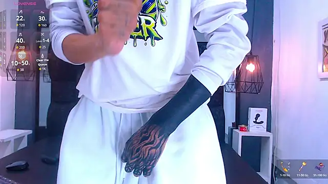 Daniel delux  online show from 11-11-25, 11:54