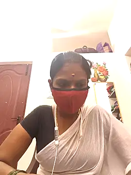 Tamil Yalini12 online show from 03-13-26, 06:03