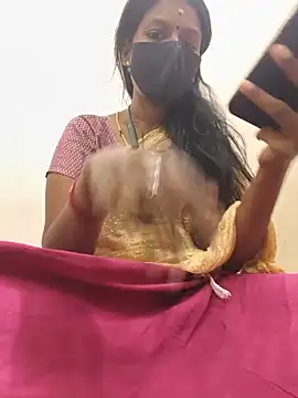 Snapshot of Tamil_Yalini12 chatting on 05-27-26, 01:57 Tamil Yalini12 online show from 05-27-26, 01:57