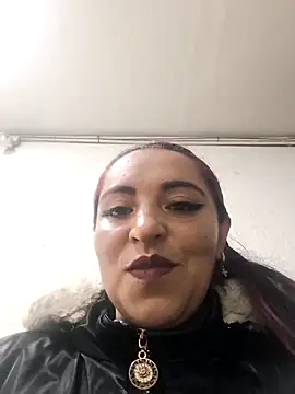 Alisson Stonee online show from 05-06-26, 01:47