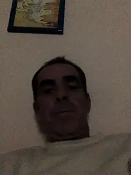 Snapshot of tiago1981pt chatting on 11-08-25, 05:07 tiago1981pt online show from 11-08-25, 05:07