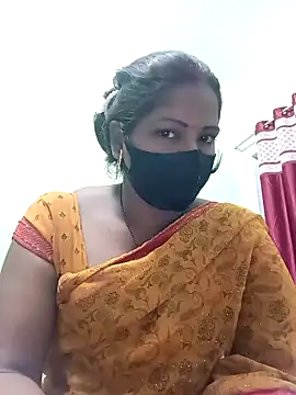 Snapshot of School_medam chatting on 09-22-25, 11:51 School medam online show from 09-22-25, 11:51