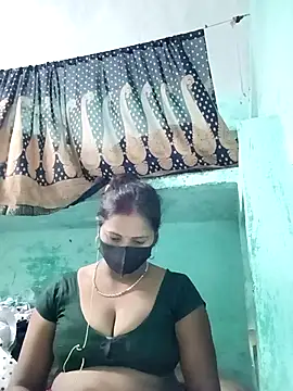 Snapshot of School_medam chatting on 09-28-25, 08:42 School medam online show from 09-28-25, 08:42