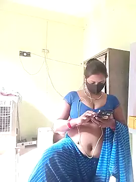 Snapshot of School_medam chatting on 10-12-25, 06:12 School medam online show from 10-12-25, 06:12