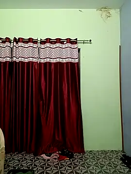 Snapshot of School_medam chatting on 10-15-25, 03:45 School medam online show from 10-15-25, 03:45