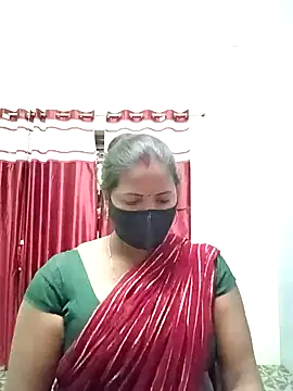 School medam online show from 11-16-25, 04:12