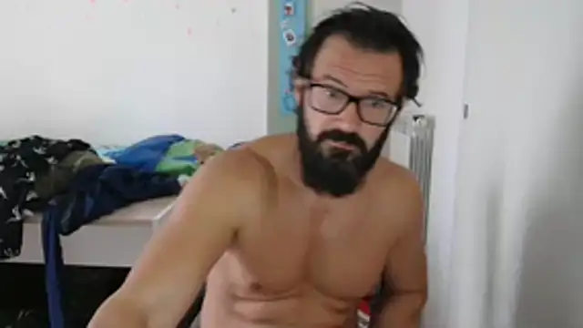 muscoloporco online show from 10-26-25, 02:12