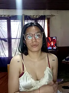 lucixxx14 online show from 10-16-25, 04:08