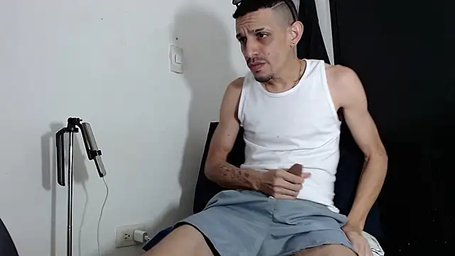 LATINO27CM online show from 03-14-26, 12:17