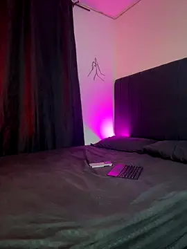 BoomChikaWow online show from 11-07-25, 11:38