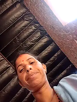 Snapshot of Kirti_k chatting on 09-24-25, 04:16 Kirti k online show from 09-24-25, 04:16