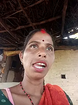 Snapshot of Kirti_k chatting on 10-07-25, 06:43 Kirti k online show from 10-07-25, 06:43