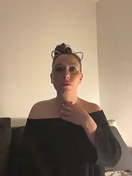 Reine du Vice84 online show from 02-11-26, 08:30