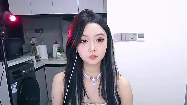 Miao-Maimiao online show from 10-08-25, 02:36