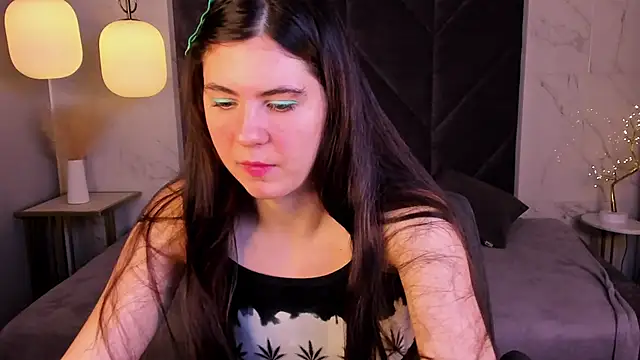 Amy Sparkle online show from 11-05-25, 02:17