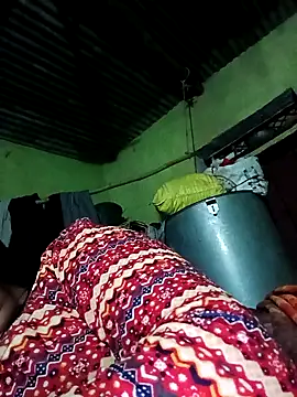 Snapshot of Haliya88 chatting on 10-11-25, 03:21 Haliya88 online show from 10-11-25, 03:21