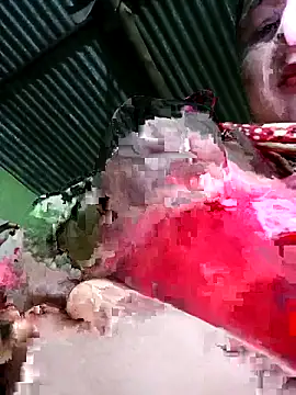 Snapshot of Haliya88 chatting on 12-17-25, 03:40 Haliya88 online show from 12-17-25, 03:40