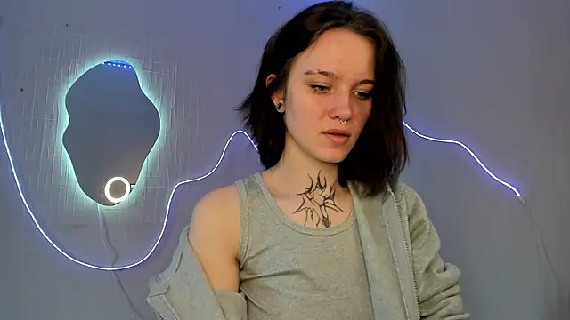 Snapshot of Elastikisss chatting on 03-08-26, 05:11 Elastikisss online show from 03-08-26, 05:11