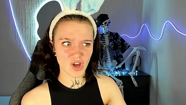 Snapshot of Elastikisss chatting on 03-15-26, 03:23 Elastikisss online show from 03-15-26, 03:23