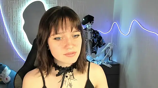 Snapshot of Elastikisss chatting on 03-18-26, 10:51 Elastikisss online show from 03-18-26, 10:51