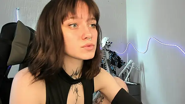 Snapshot of Elastikisss chatting on 03-22-26, 03:21 Elastikisss online show from 03-22-26, 03:21