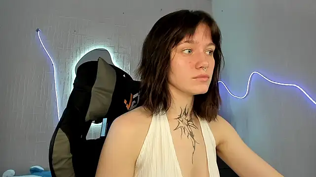 Snapshot of Elastikisss chatting on 03-26-26, 03:12 Elastikisss online show from 03-26-26, 03:12