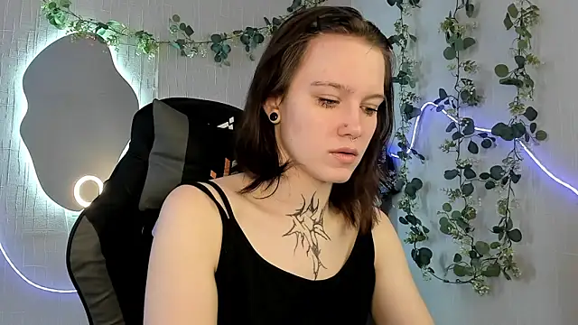 Snapshot of Elastikisss chatting on 04-16-26, 06:14 Elastikisss online show from 04-16-26, 06:14