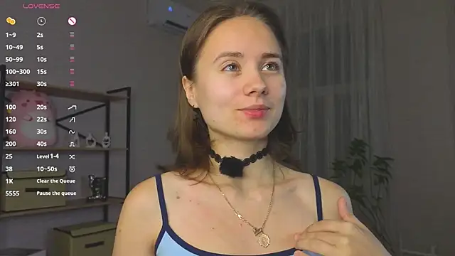Snapshot of Crysta1Eva_ chatting on 07-19-26, 07:17 Crysta1Eva online show from 07-19-26, 07:17