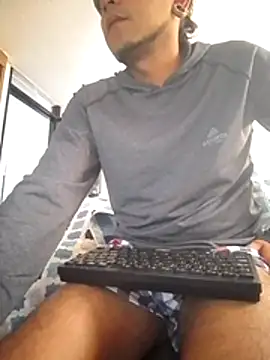 Carlandelli1 online show from 02-05-26, 01:27