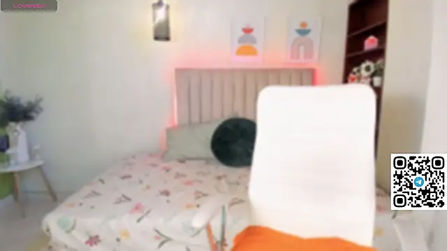 Snapshot of danika_moriii chatting on 10-03-25, 07:00 danika moriii online show from 10-03-25, 07:00