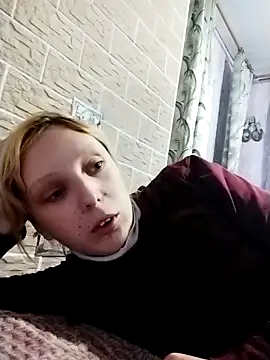 Ponka2011 online show from 10-14-25, 05:19